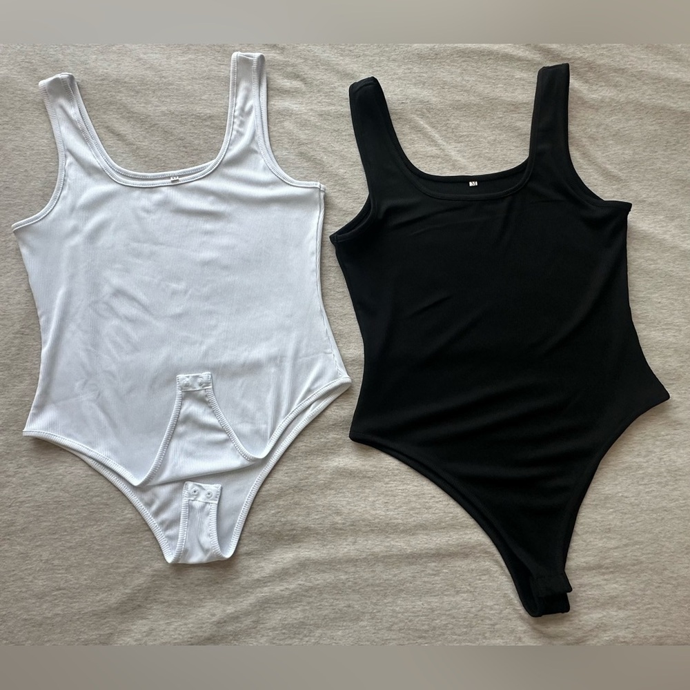 Black & White Tank Top Bodysuits SIZE M